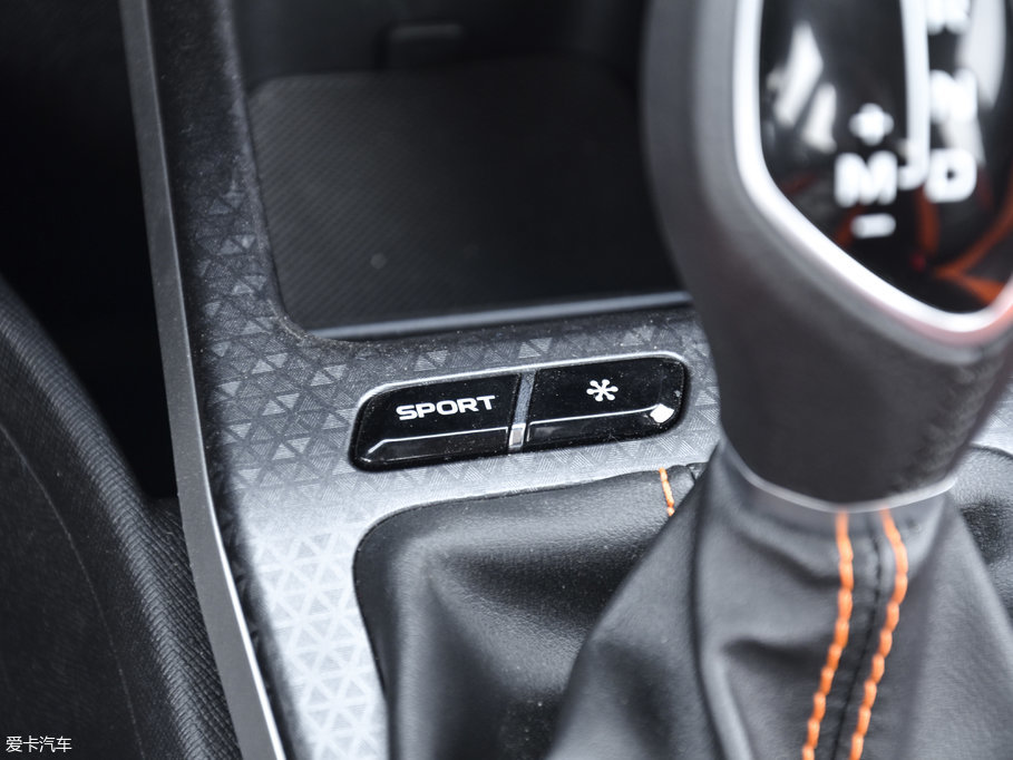 2017���h(yu��n)��X1 1.3L �Ԅ�(d��ng)��Ұ�