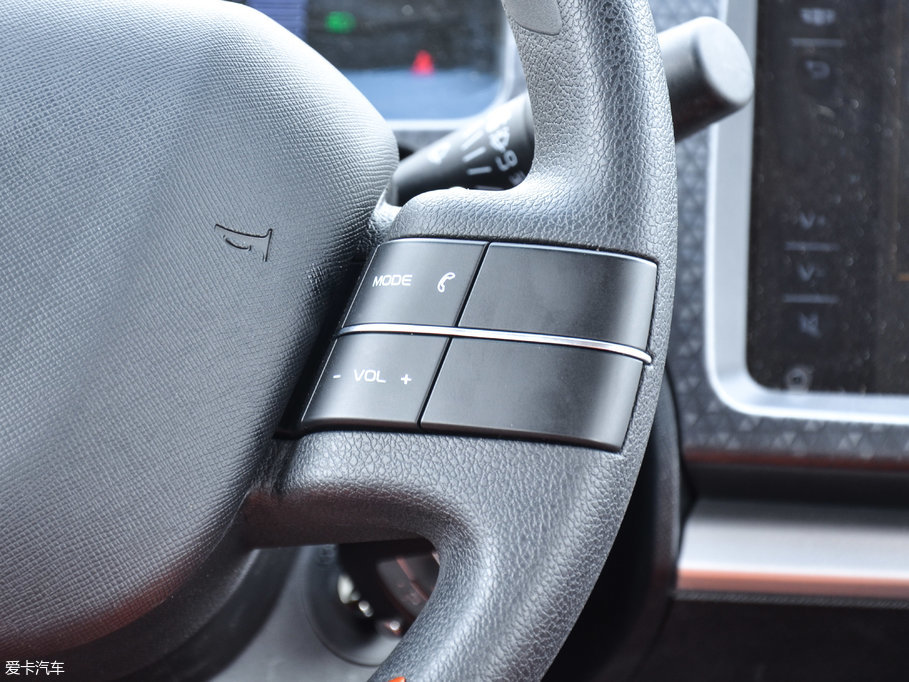 2017���h(yu��n)��X1 1.3L �Ԅ�(d��ng)��Ұ�