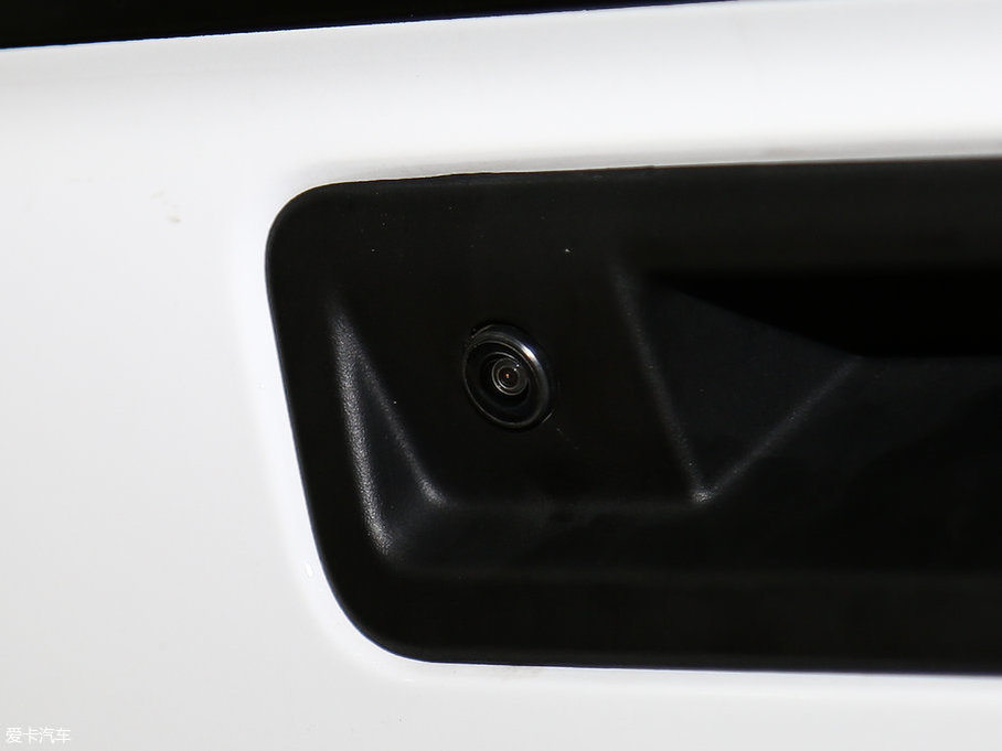 2017h(yun)X1 1.3L Ԅ(dng)(l)Ȥ