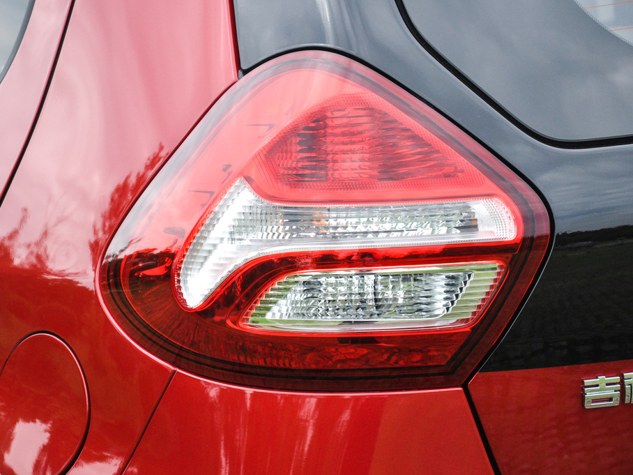 2017h(yun)X1 1.3L Ԅ(dng)(l)Ȥ