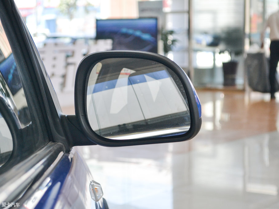 2017h(yun)X1 1.3L Ԅ(dng)(l)Ȥ