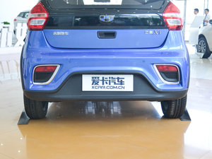 2017款1.3L 自动乐趣版 排气管