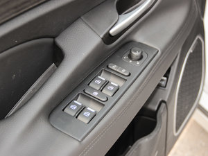 2017款1.8T 自动尊贵型 主驾车窗控制区	