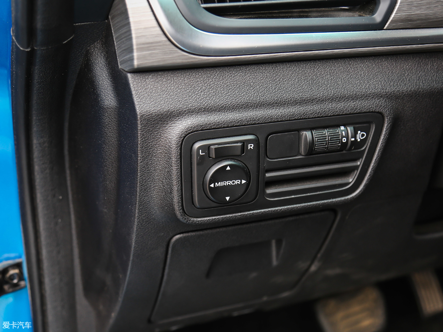 2017���h��X3 1.5L �Ԅ����F��