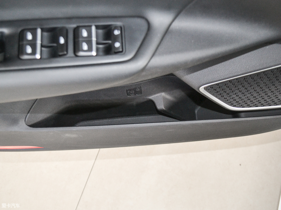 2018ۺGL 1.8L ք(dng)Ӣ(lin)