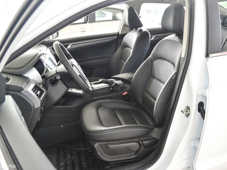 2018ۺGL 1.8L քӾӢ