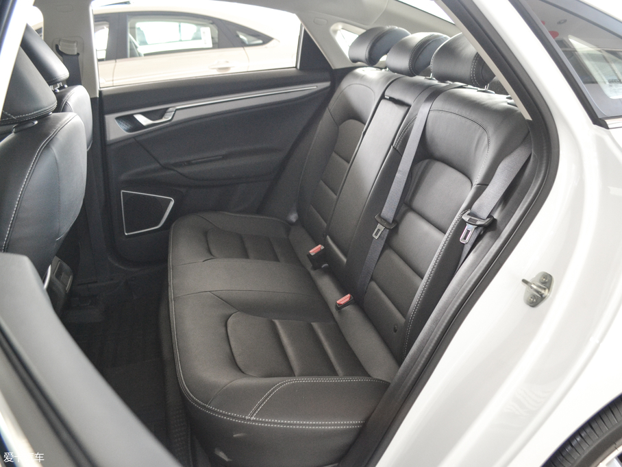 2018ۺGL 1.8L քӾӢ