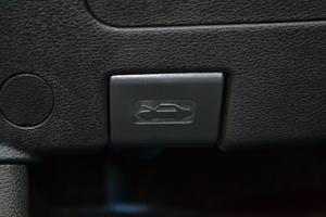 20181.4T Ԅ(dng)Ӣ(lin) п؅^(q)