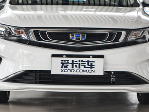 2018款1.8L 手动精英智联型 中网