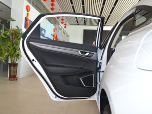 2018款1.8L 自动精英智联型 左后车门