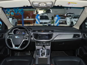2018款1.8L 自动精英智联型 内饰全景