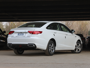 2018款1.4T 自动精英智联型 整体外观