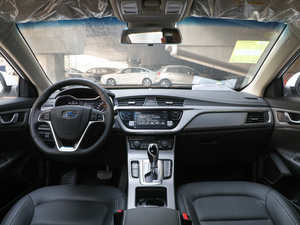 2018款1.4T 自动精英智联型 内饰全景