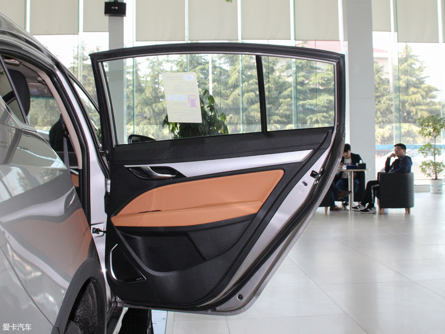 2018h(yun)S1 1.4T Ԅh