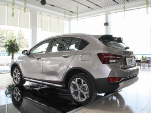 2018款1.4T 自动锋享型 左后45度