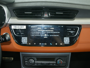 2018款1.4T 自动锋享型 中控区