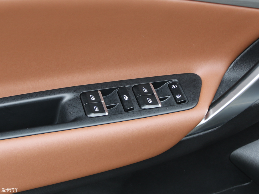 2018Խ 1.8TD ԄӃ4G