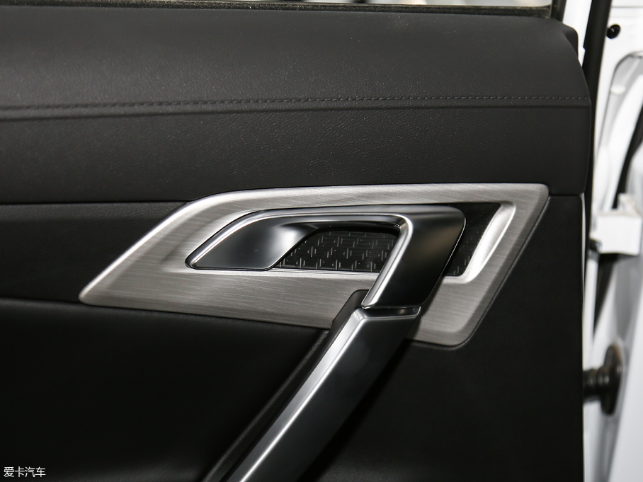 2018Խ 1.8TD ԄӃ