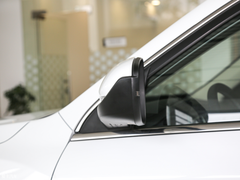 2018Խ Ŀ1.8TD ԄӃ(q)(lin)4G(lin)