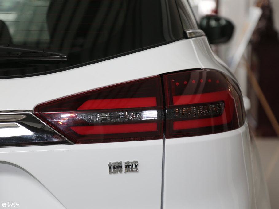 2018Խ Ŀ1.8TD ԄӃ(q)(lin)4G(lin)