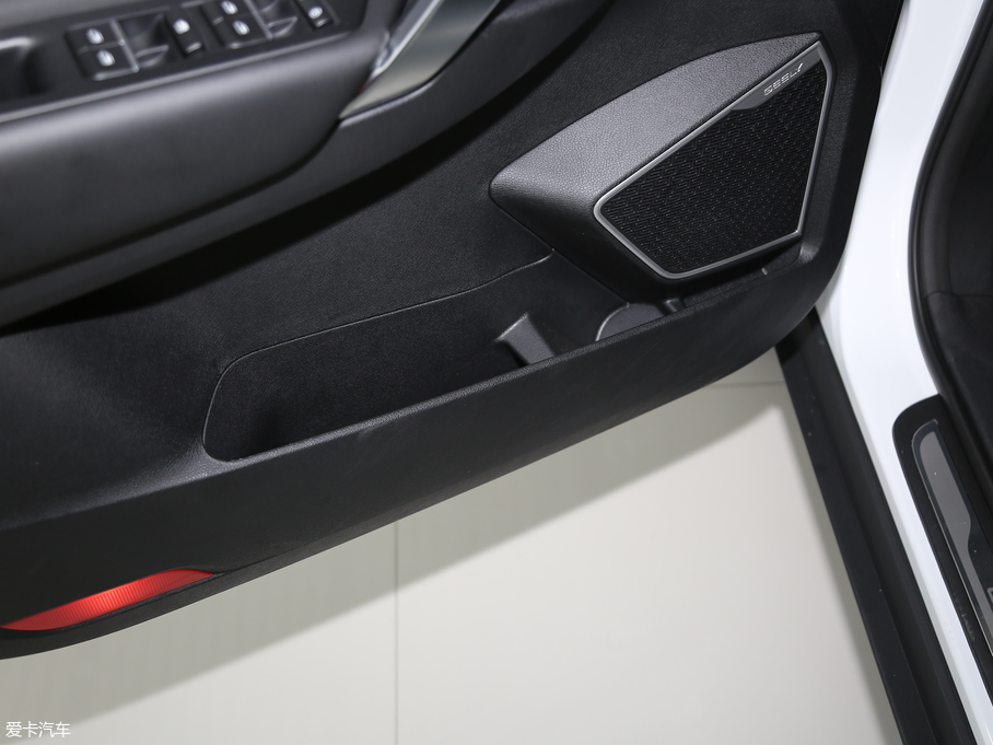 2018Խ Ŀ1.8TD ԄӃ4G