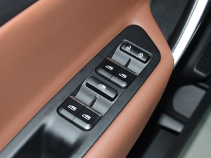 20181.8TD ԄӃ4G {܇ƅ^	