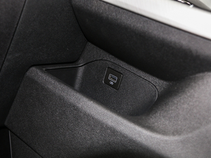 20181.8TD ԄӃ4G g