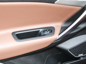 20181.8TD ԄӃ4G g