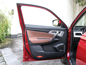 20181.8TD ԄӃ4G {λ܇T