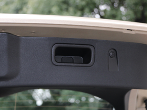 20181.8TD ԄӃ4G g