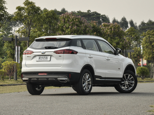 2018款1.8TD 手动两驱智雅型 整体外观