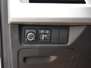 20181.8TD ԄӃ4G g