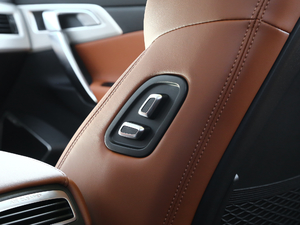 20181.8TD ԄӃ4G g