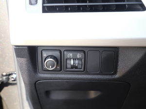 20181.8TD ԄӃ4G g