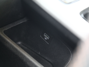 20181.8TD ԄӃ4G g