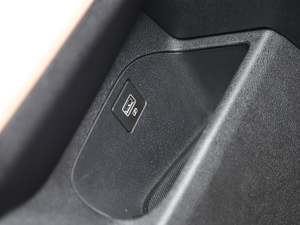 20181.8TD ԄӃ4G g