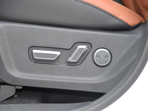 2018\Ӱ 1.8TD ԄӃ {{