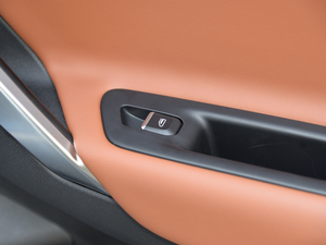 2018\(yn)Ӱ 1.8TD ԄӃ(q) g