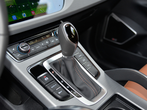 2018\Ӱ 1.8TD ԄӃ QU