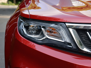 2018\Ӱ 1.8TD ԄӃ ^