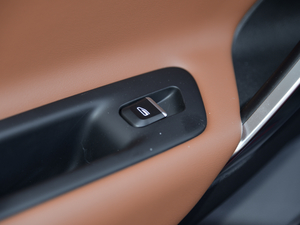 2018\Ӱ 1.8TD ԄӃ g