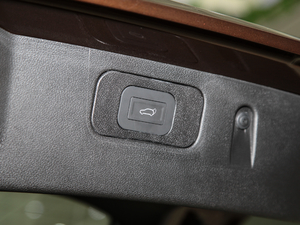 20181.8TD ԄӃ4G g