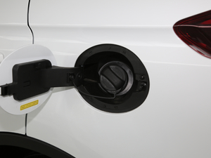 2018Ŀ1.8TD ԄӃ4G ^