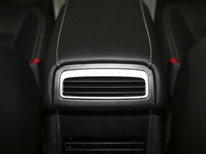 2018Ŀ1.8TD ԄӃ4G п؅^