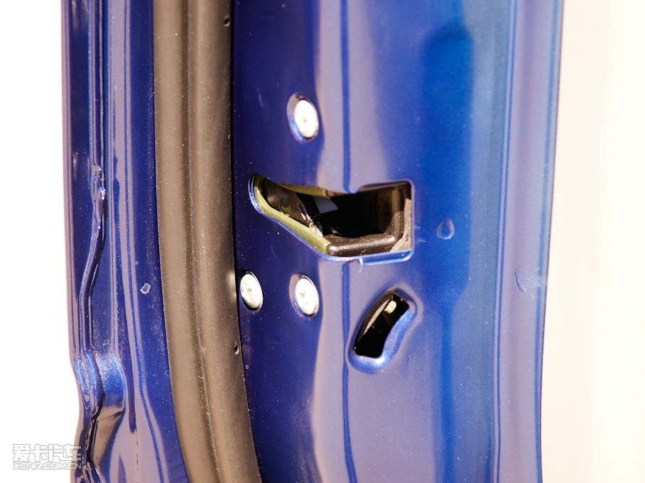 2010����� e+ ES������