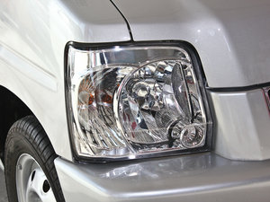 2010款1.0L 经济版 细节外观