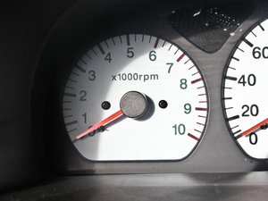 2010款1.0L 经济版 中控区