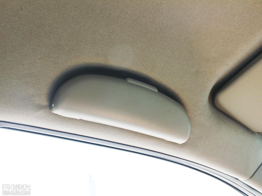 2011�������{�Ɏ� 1.4L �քӺ��AI��