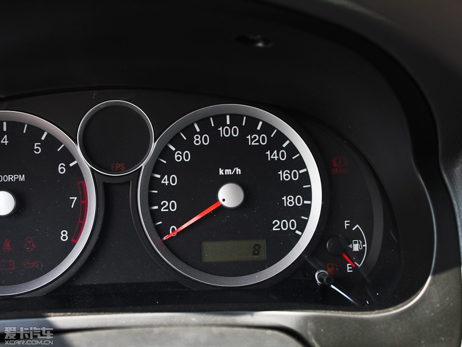 2011�������{�Ɏ� 1.4L �քӺ��AI��