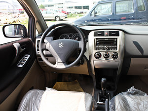 2011款1.4L 手动豪华I版 空间座椅